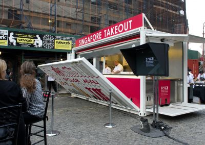 SINGAPORE TAKEOUT – NEW YORK MOTORIZED CONTAINER