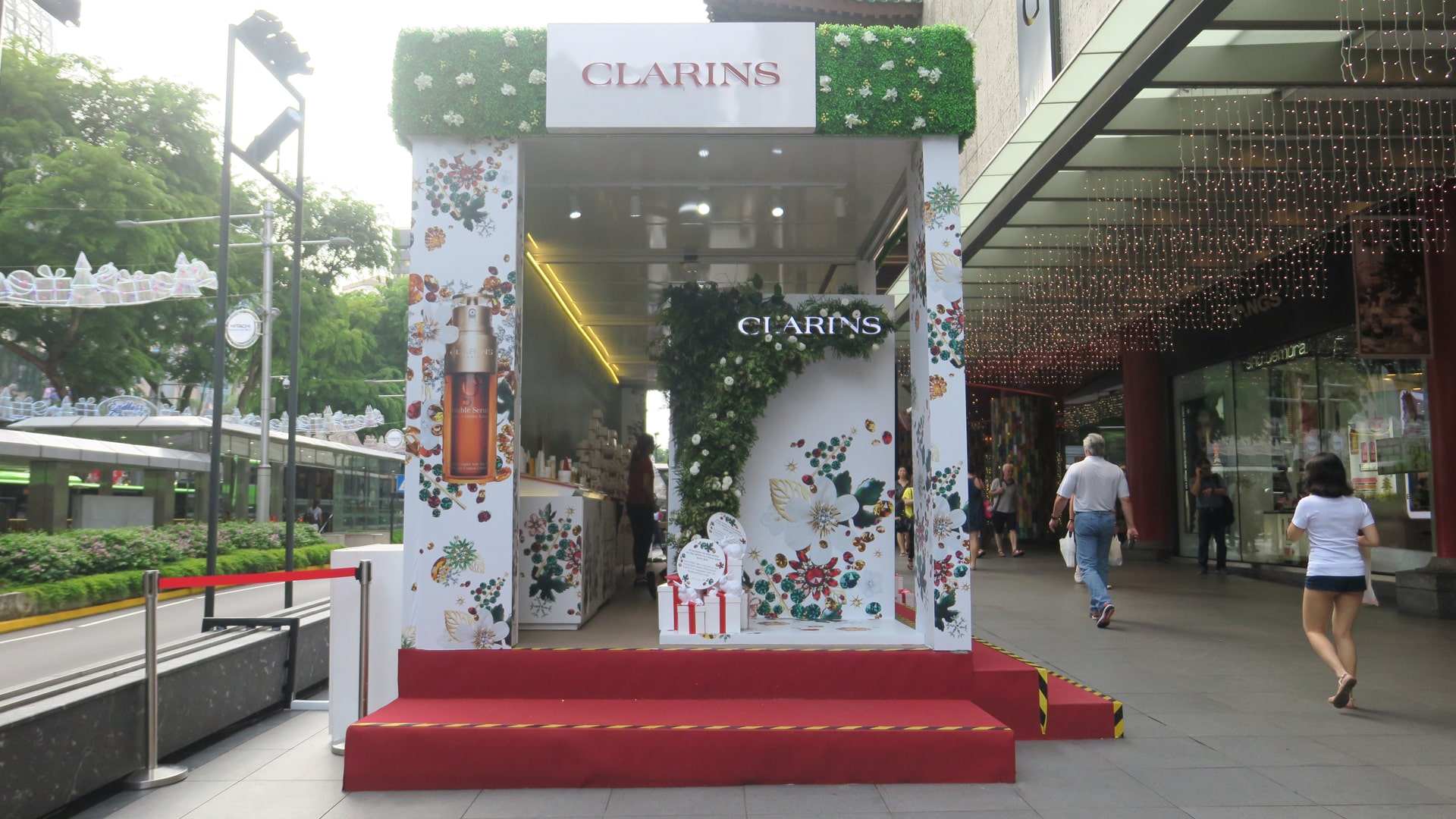 tsc_opt-images_tubelar-system_clarins-pop-up-beauty-store-1920x1080-01-min