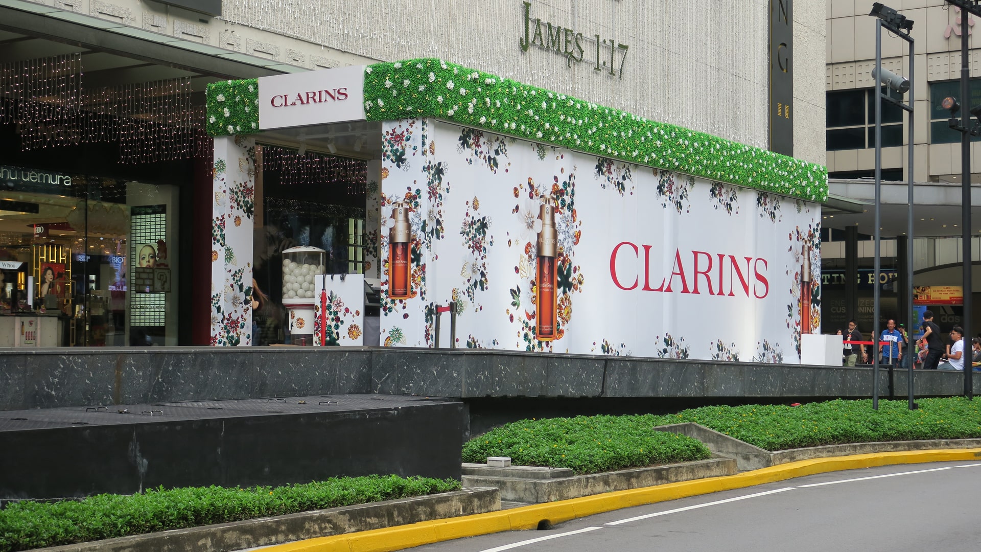 tsc_opt-images_tubelar-system_clarins-pop-up-beauty-store-1920x1080-03-min